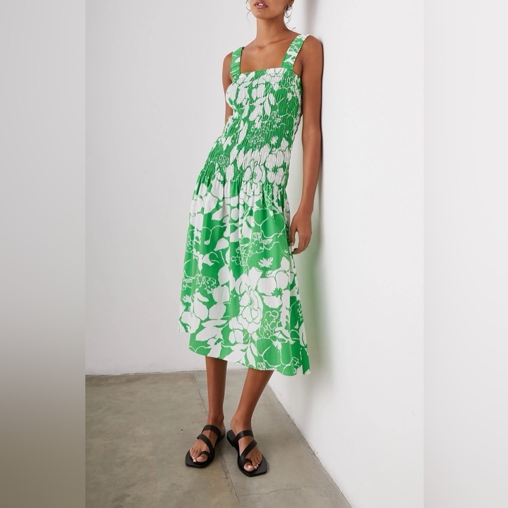 New! Rails Seville midi Dress in Lotus Green smocked floral nwot 33452 - Picture 4 of 16